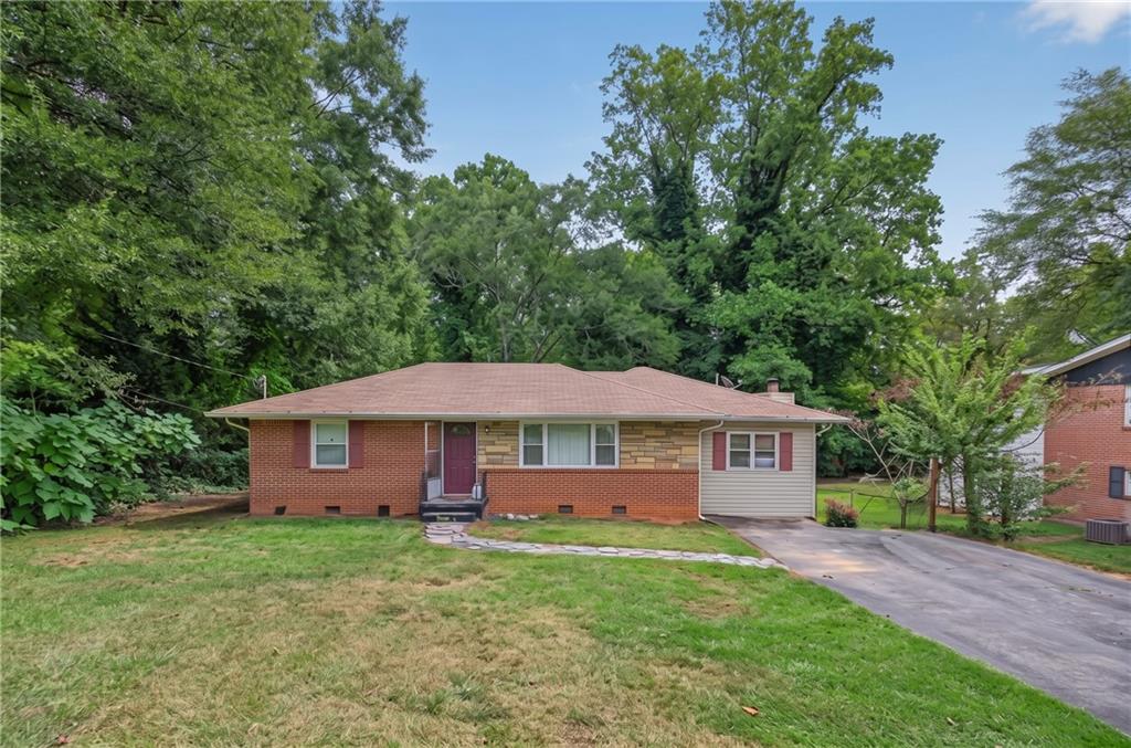 128 Peachtree Circle Se Property Photo 1
