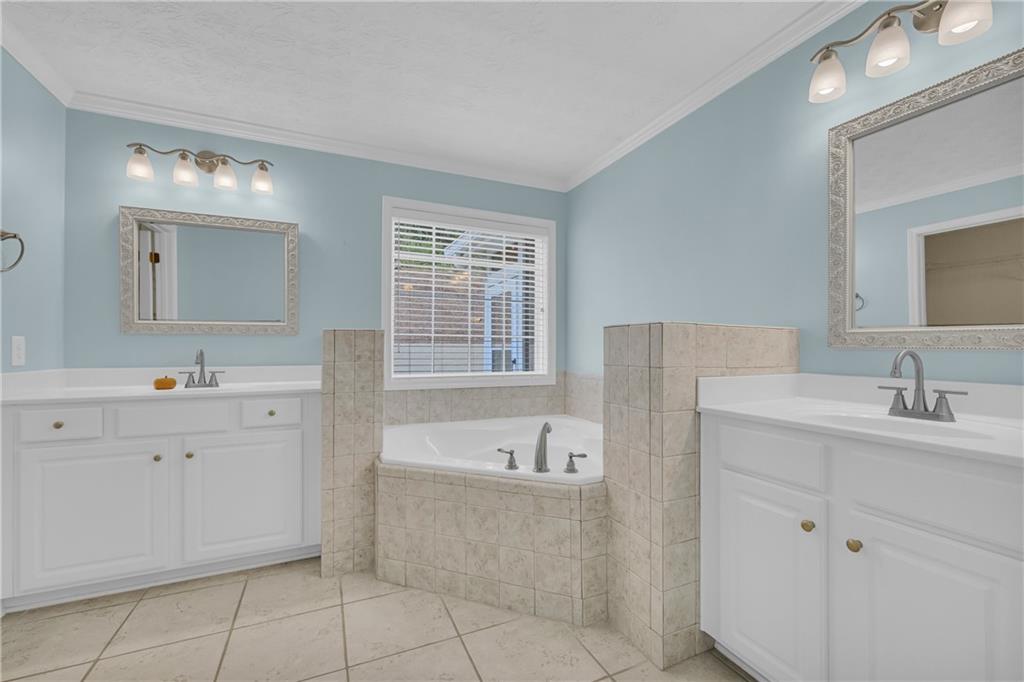 316 Lakeview Bend Circle Property Photo 40