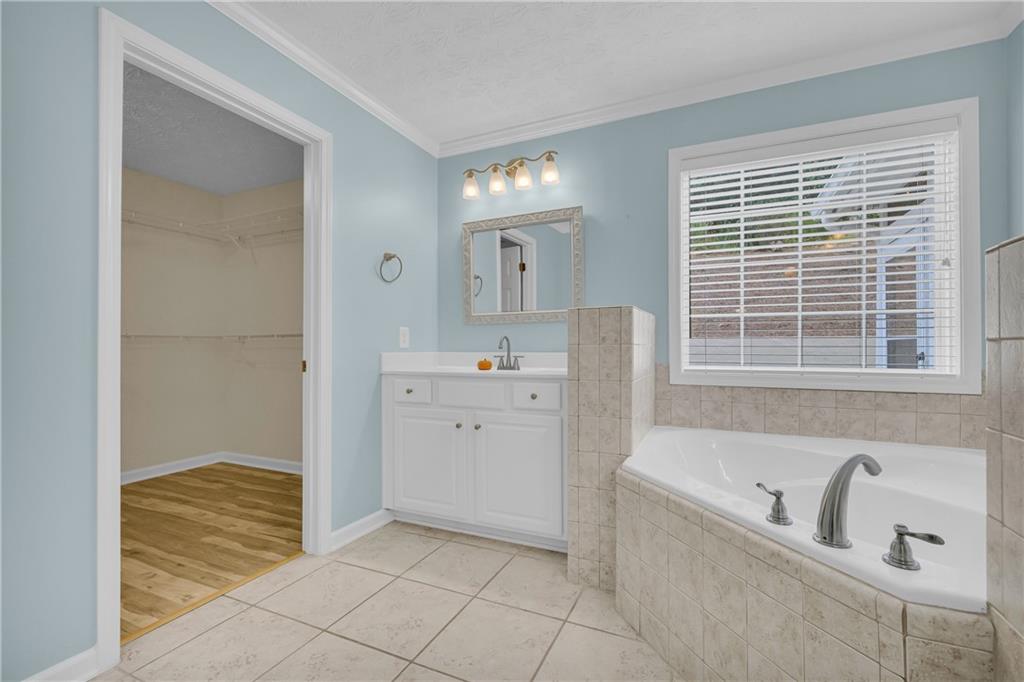 316 Lakeview Bend Circle Property Photo 44