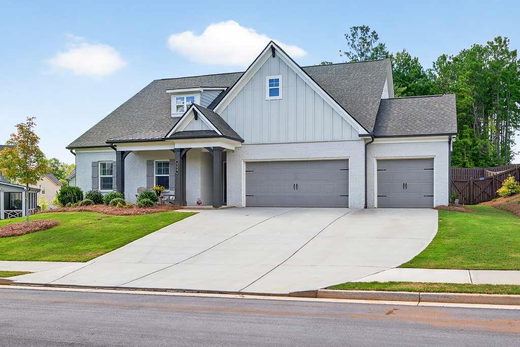 229 Brant Circle Property Photo 1