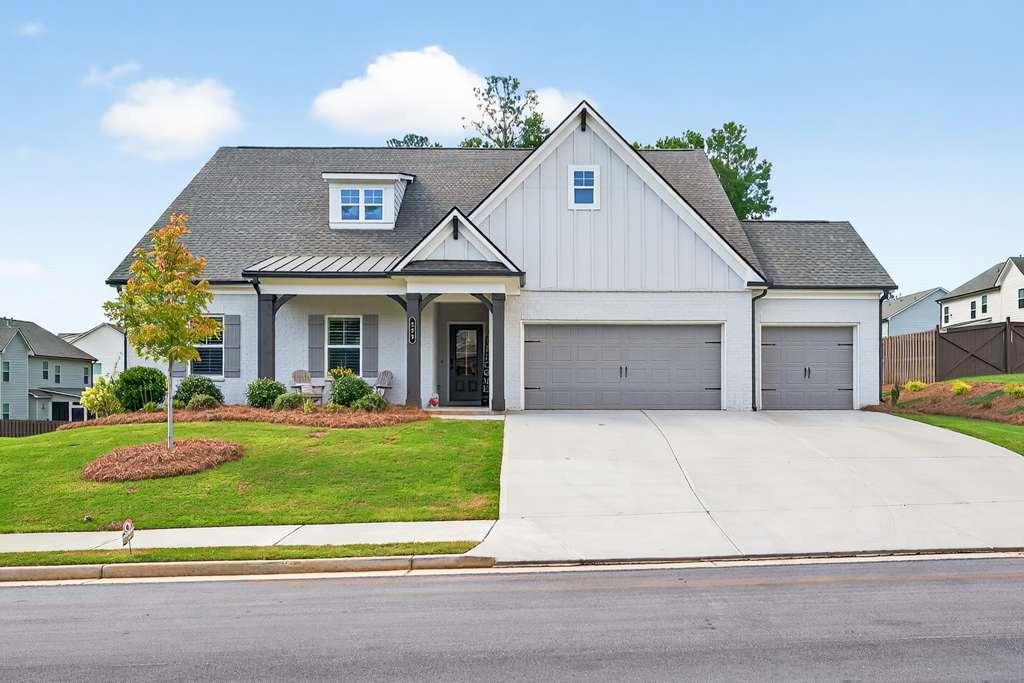 229 Brant Circle Property Photo 2