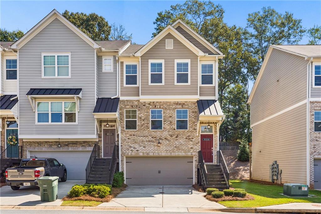 2513 Hedgeway Circle Property Photo 1