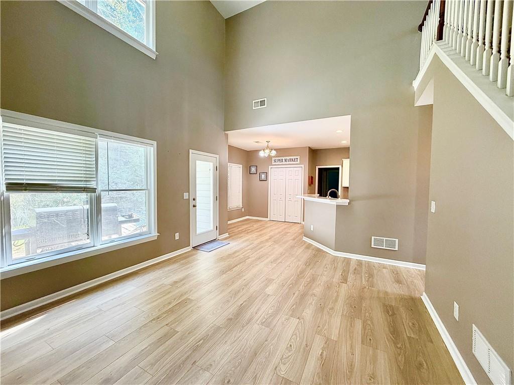 206 Pine Trail Property Photo 6