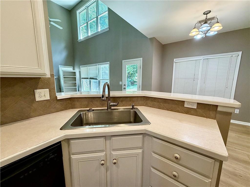 206 Pine Trail Property Photo 19