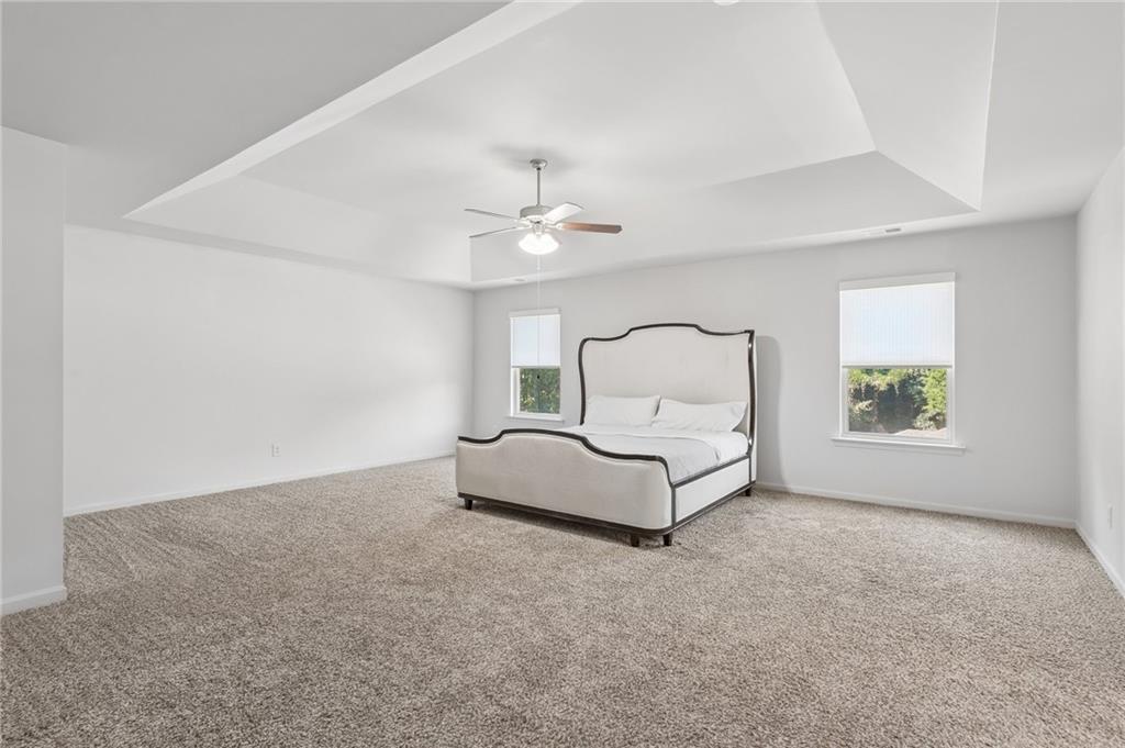 708 Pineglen Drive Property Photo 12