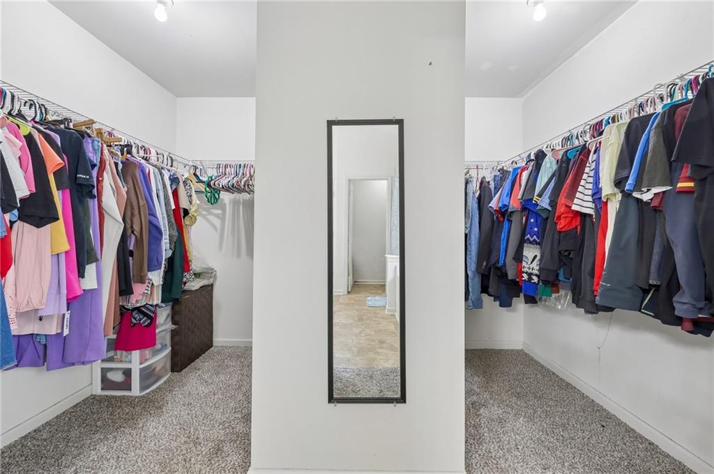 708 Pineglen Drive Property Photo 16