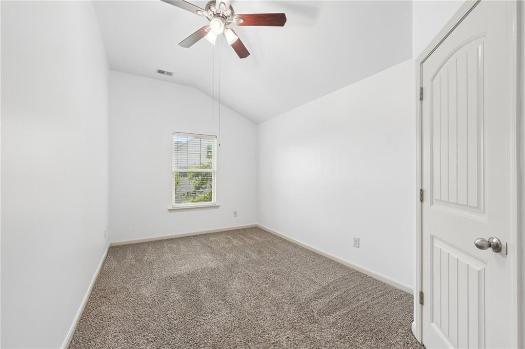 708 Pineglen Drive Property Photo 17