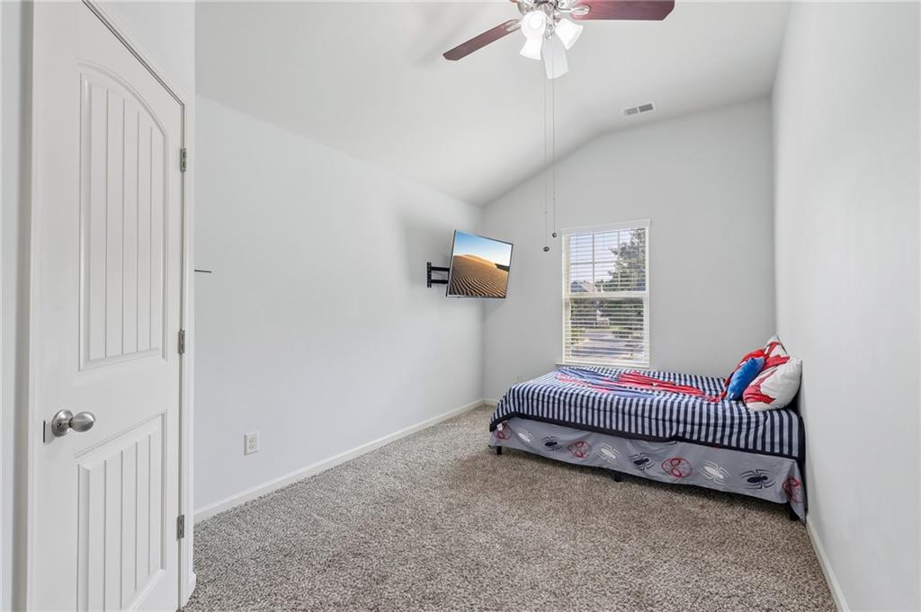 708 Pineglen Drive Property Photo 18