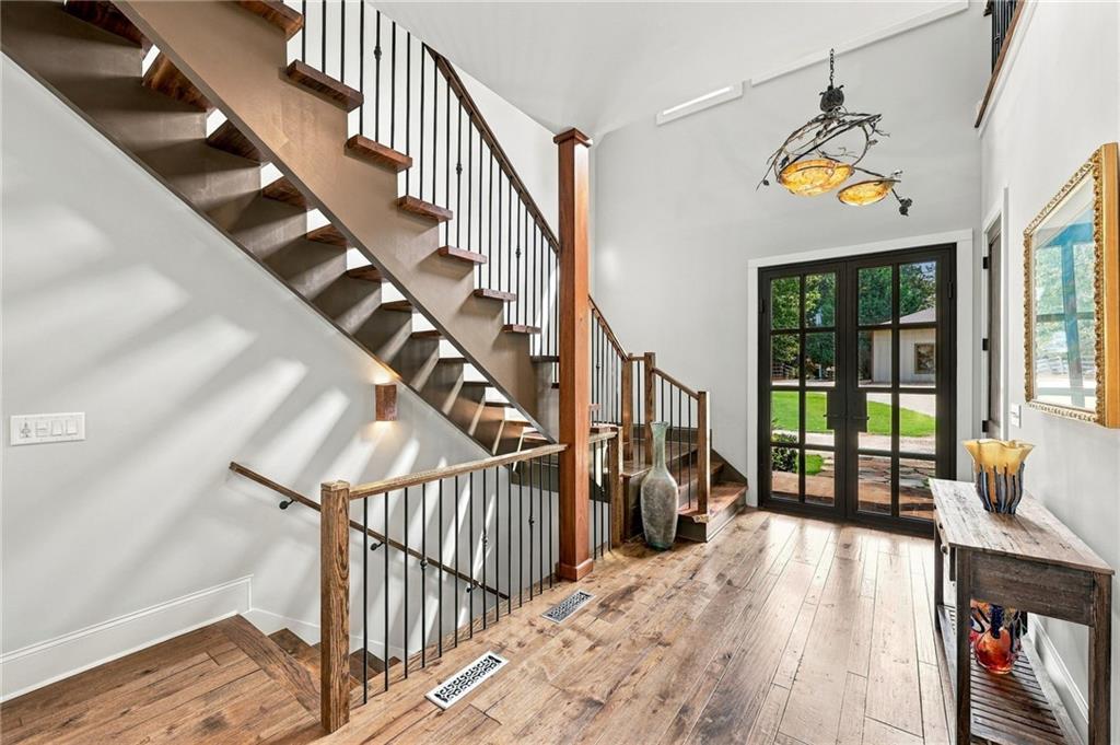 5628 Nags Head Circle Property Photo 16