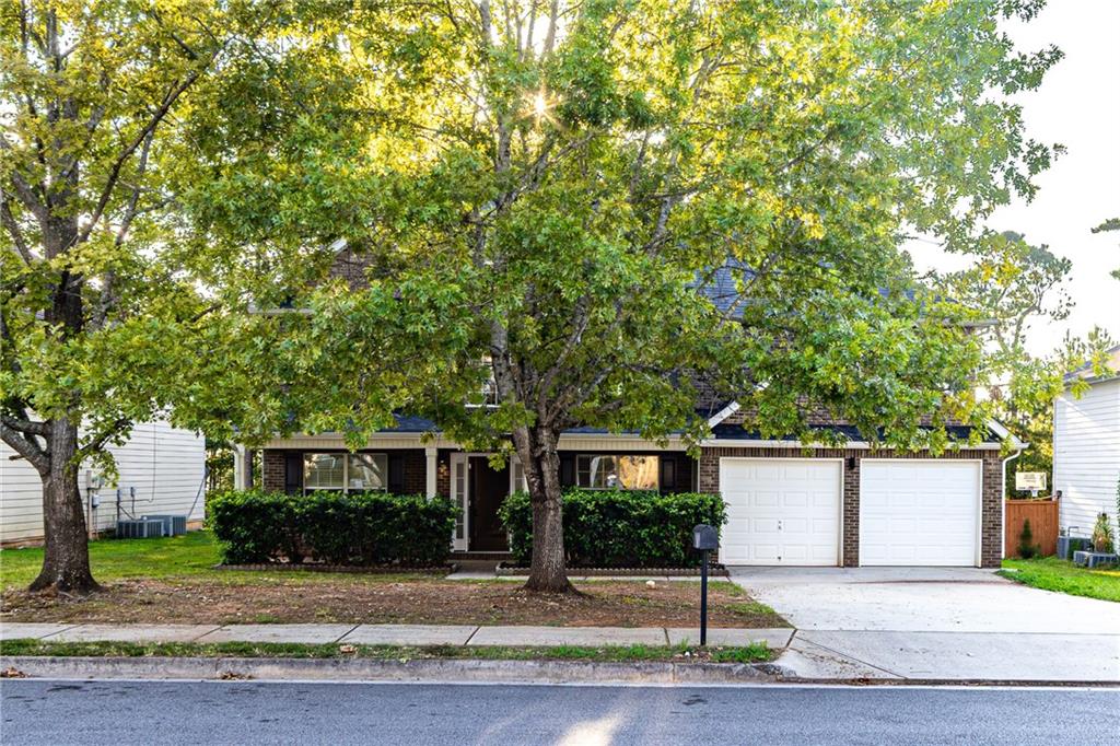 596 Vaughan Drive Property Photo 6