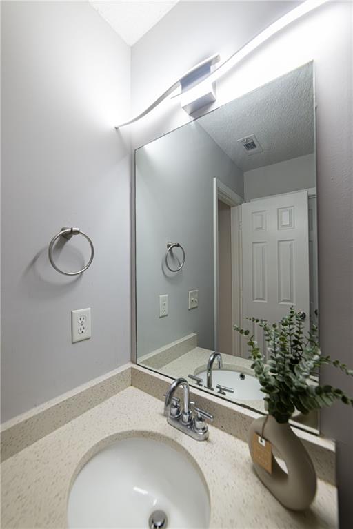 596 Vaughan Drive Property Photo 26