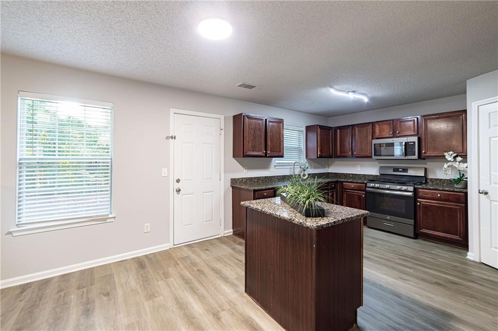 596 Vaughan Drive Property Photo 33