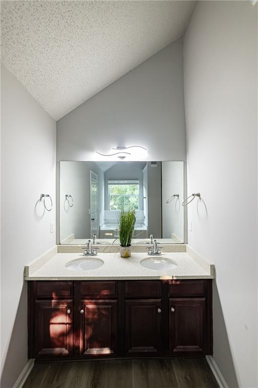 596 Vaughan Drive Property Photo 73
