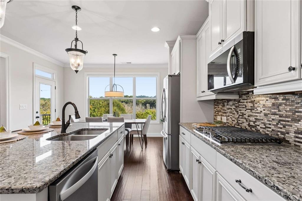7290 Jamestown Property Photo 15