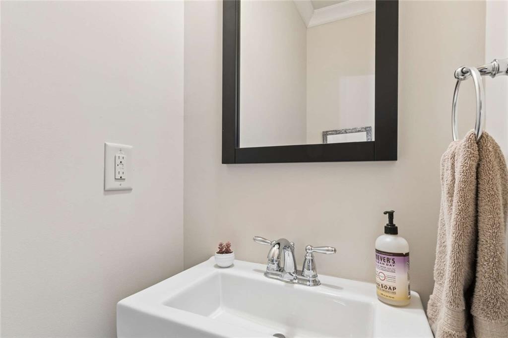 7290 Jamestown Property Photo 48