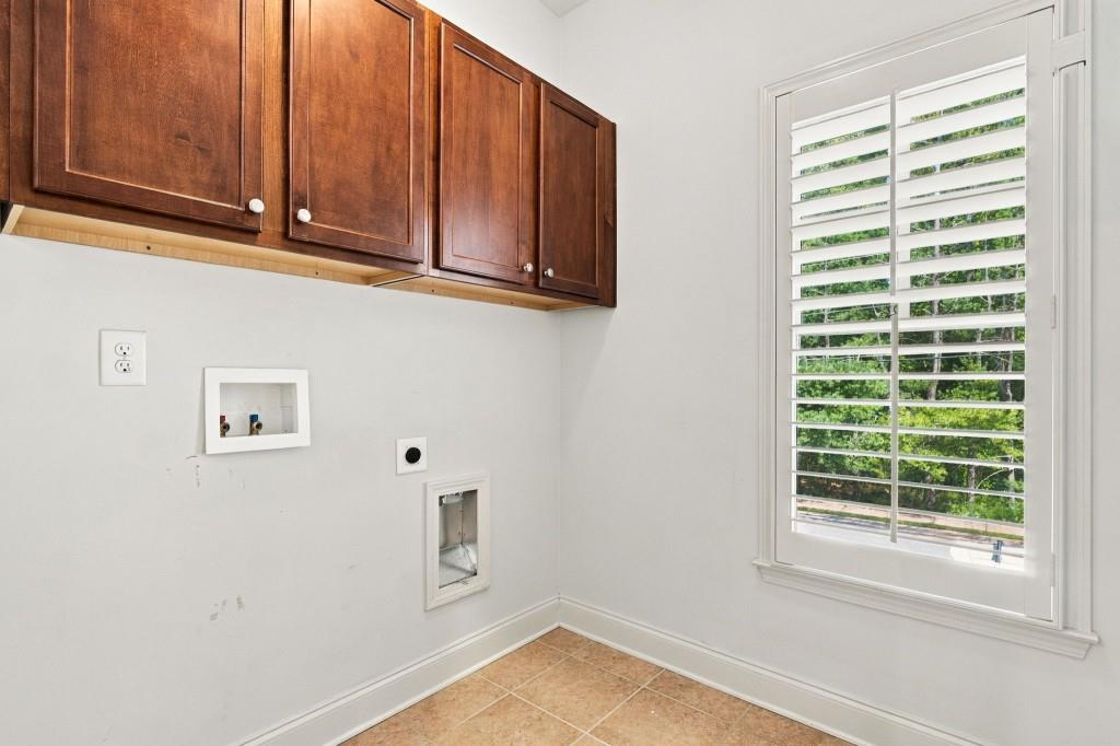 12466 Broadwell Road Property Photo 35