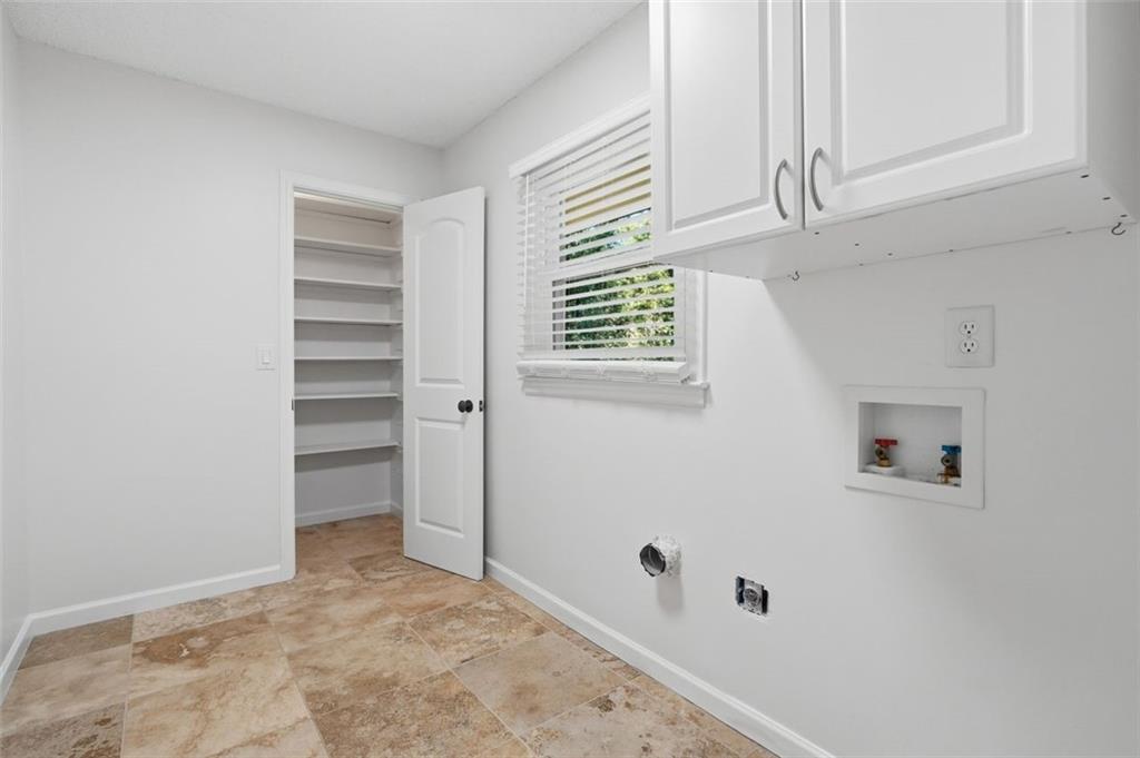 1770 Redd Road Property Photo 14