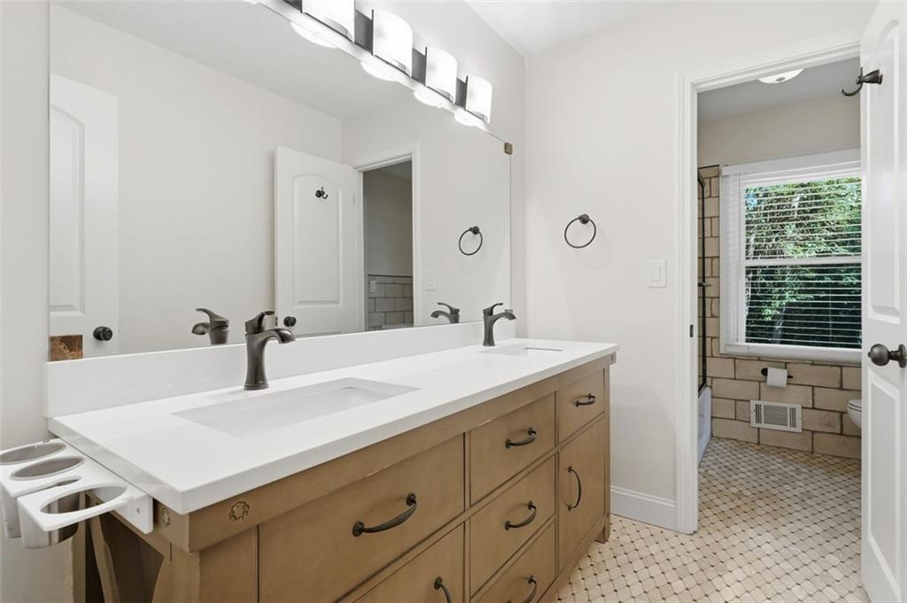 1770 Redd Road Property Photo 19
