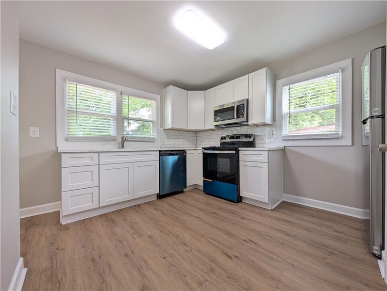 1377 Pine Avenue Property Photo 6