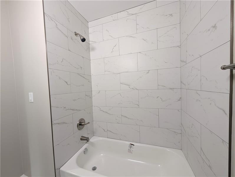 1377 Pine Avenue Property Photo 12