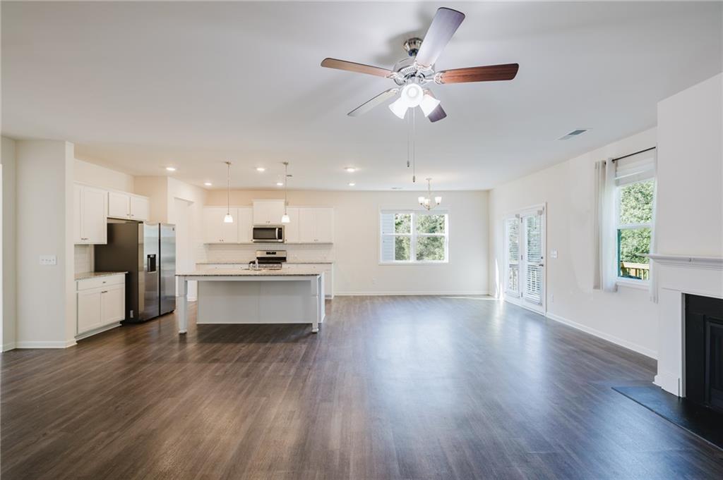 186 Valimar Drive Property Photo 13