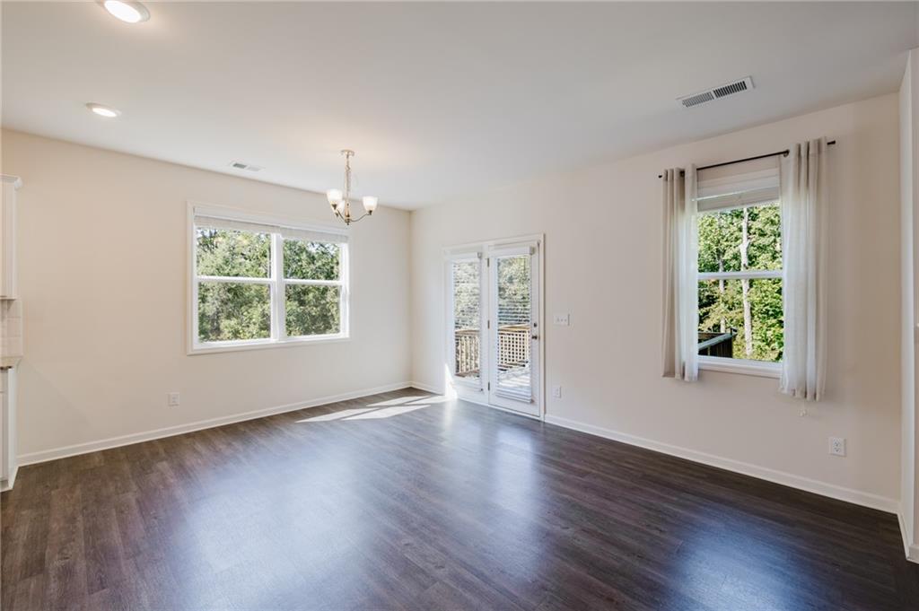 186 Valimar Drive Property Photo 28