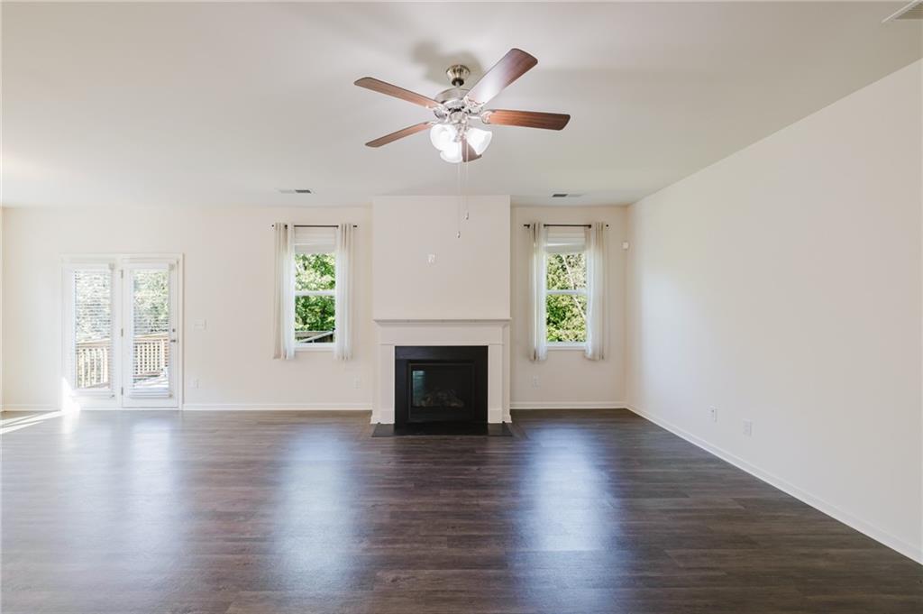 186 Valimar Drive Property Photo 32
