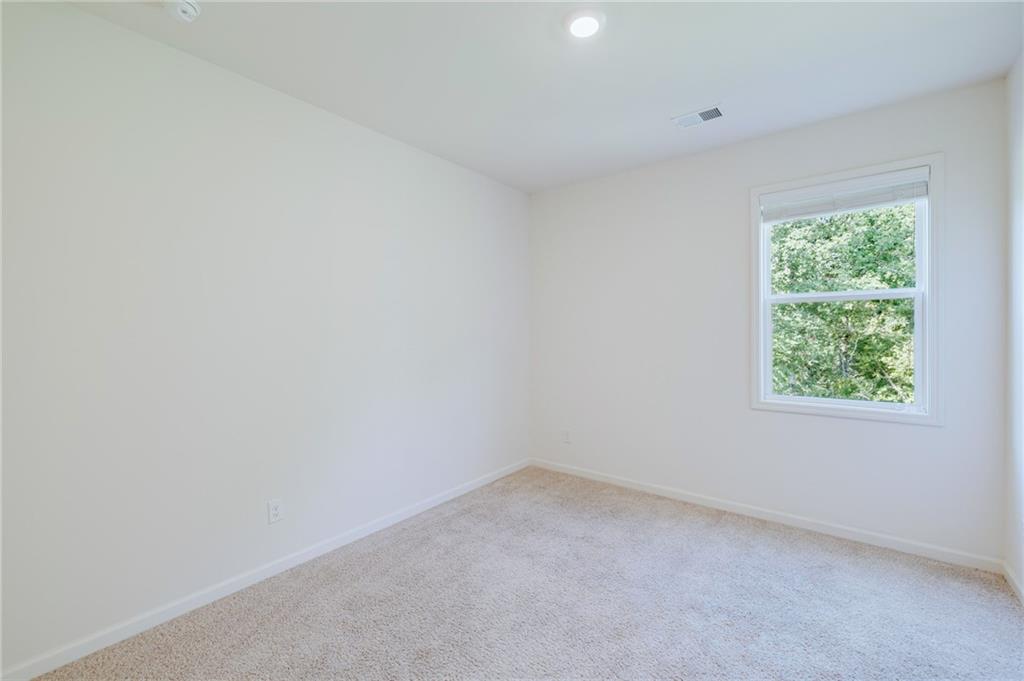 186 Valimar Drive Property Photo 35