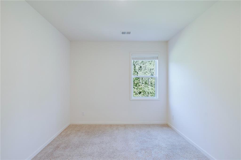 186 Valimar Drive Property Photo 36