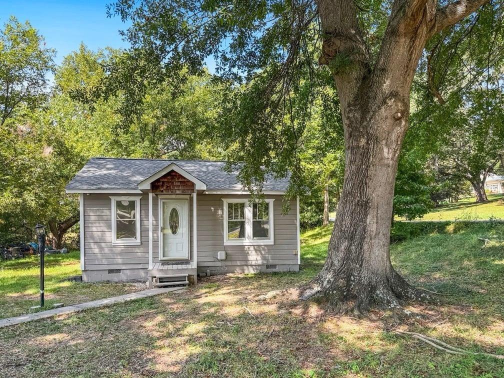 298 Tennessee Street Property Photo 1