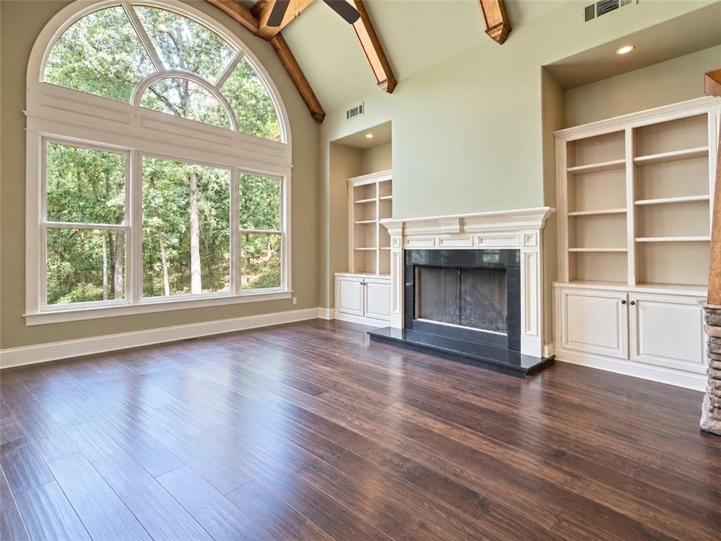 1011 Highgrove Drive Property Photo 17