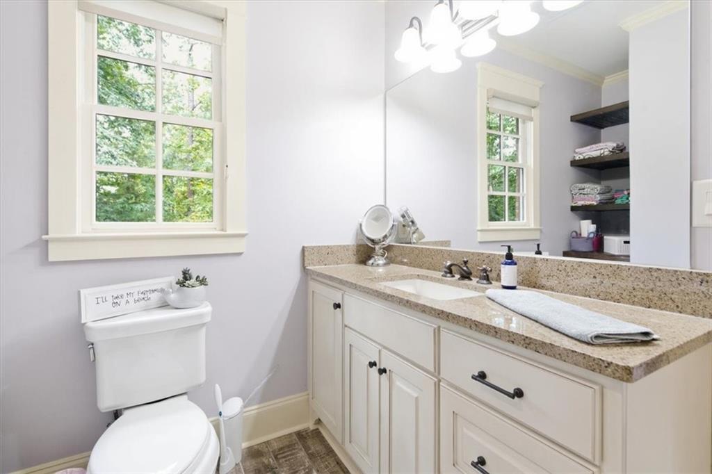 1011 Highgrove Drive Property Photo 44