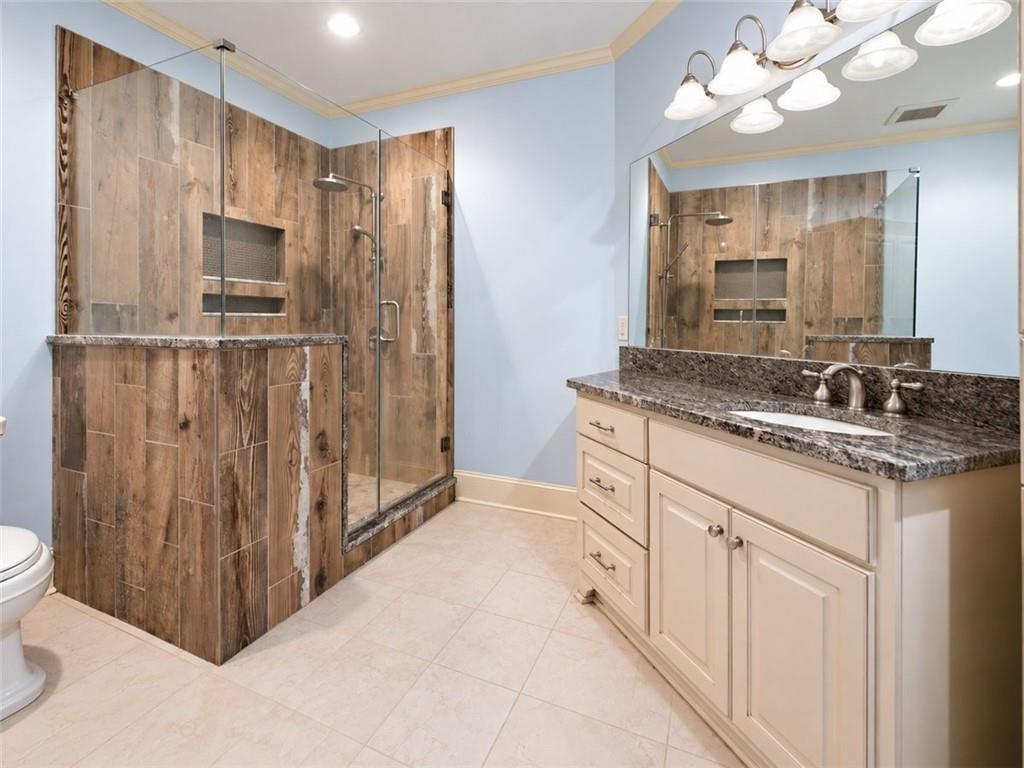 1011 Highgrove Drive Property Photo 50