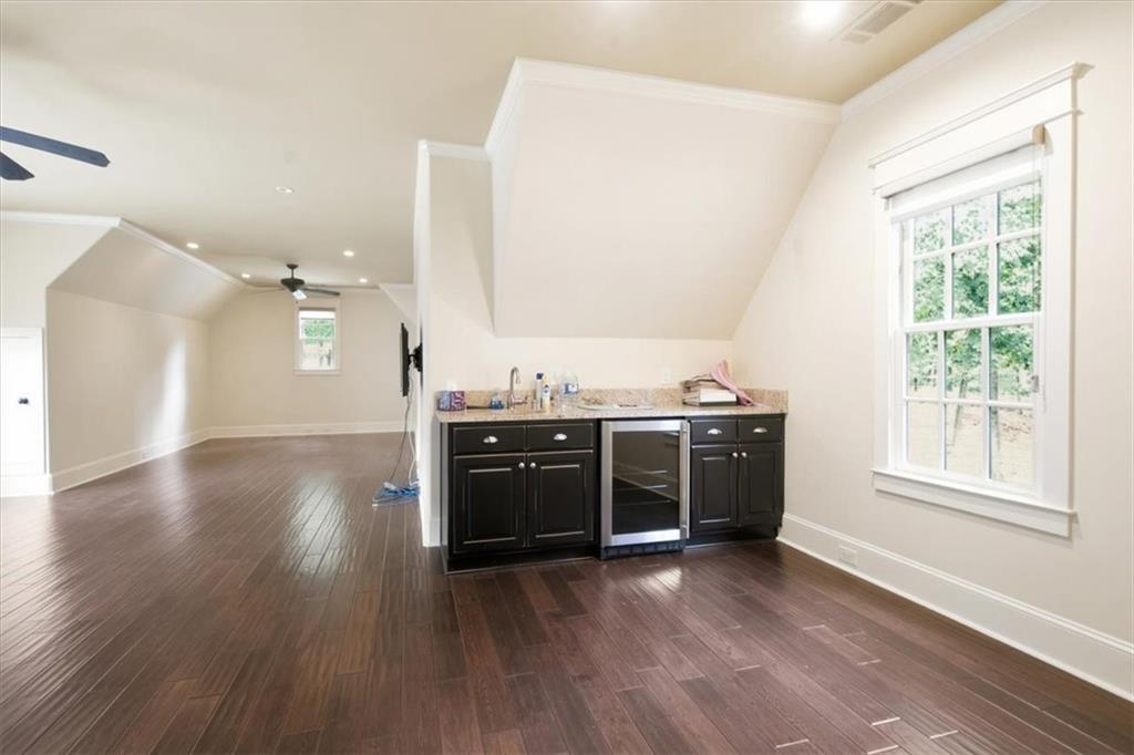 1011 Highgrove Drive Property Photo 51