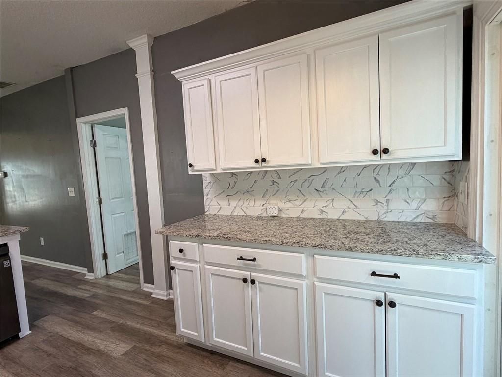 2613 Regent Walk Drive Property Photo 7