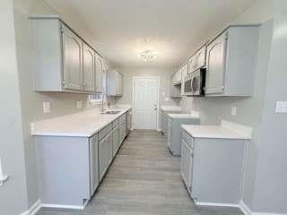 2125 Cedar Avenue Property Photo 6