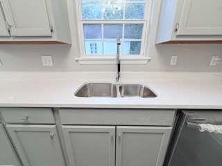 2125 Cedar Avenue Property Photo 9