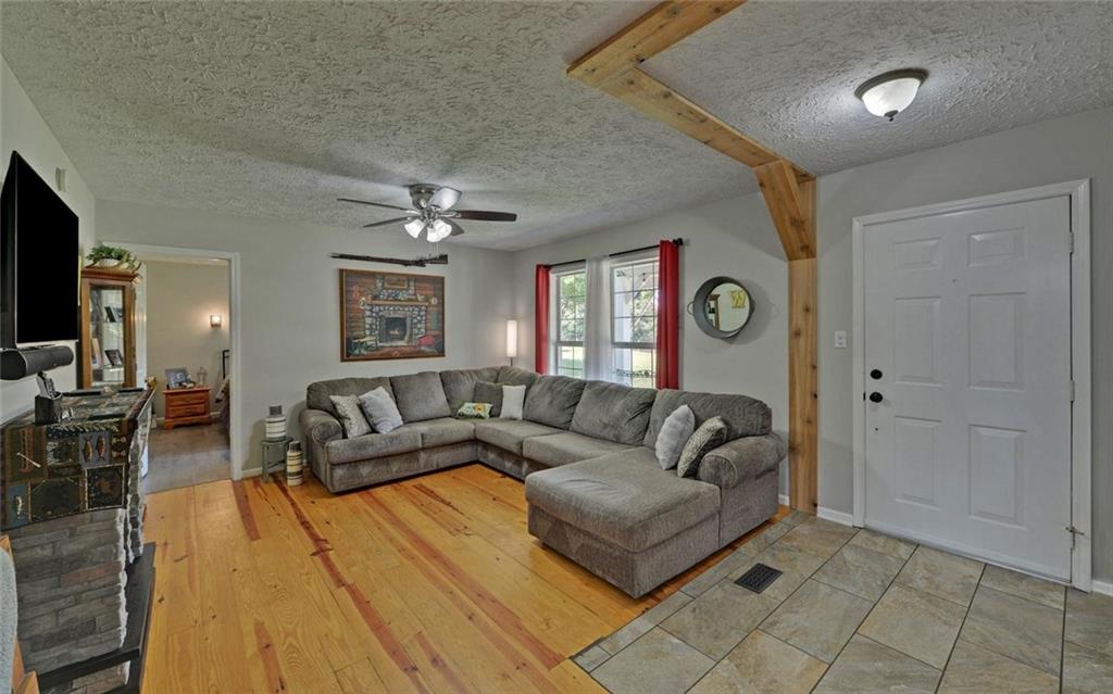 4264 Highway 105 Property Photo 34