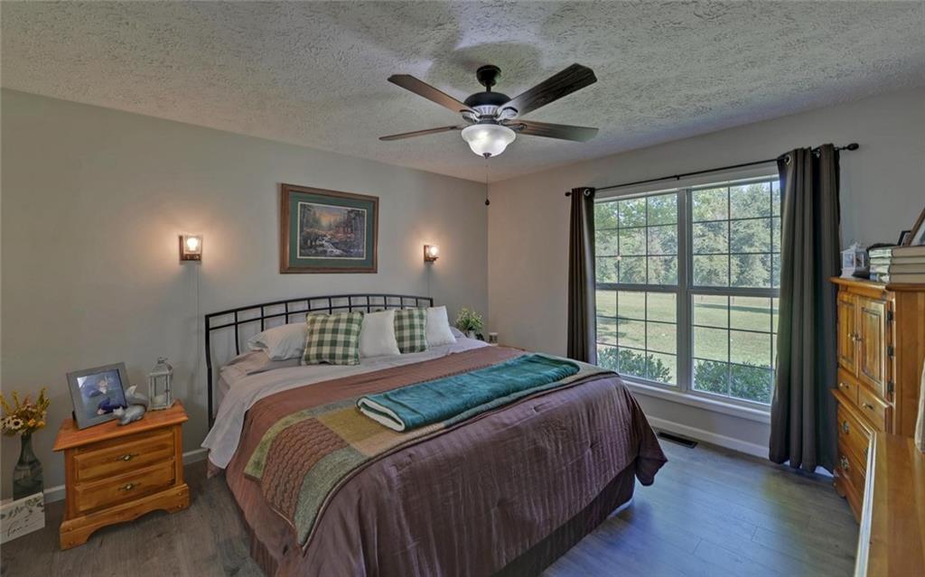 4264 Highway 105 Property Photo 44