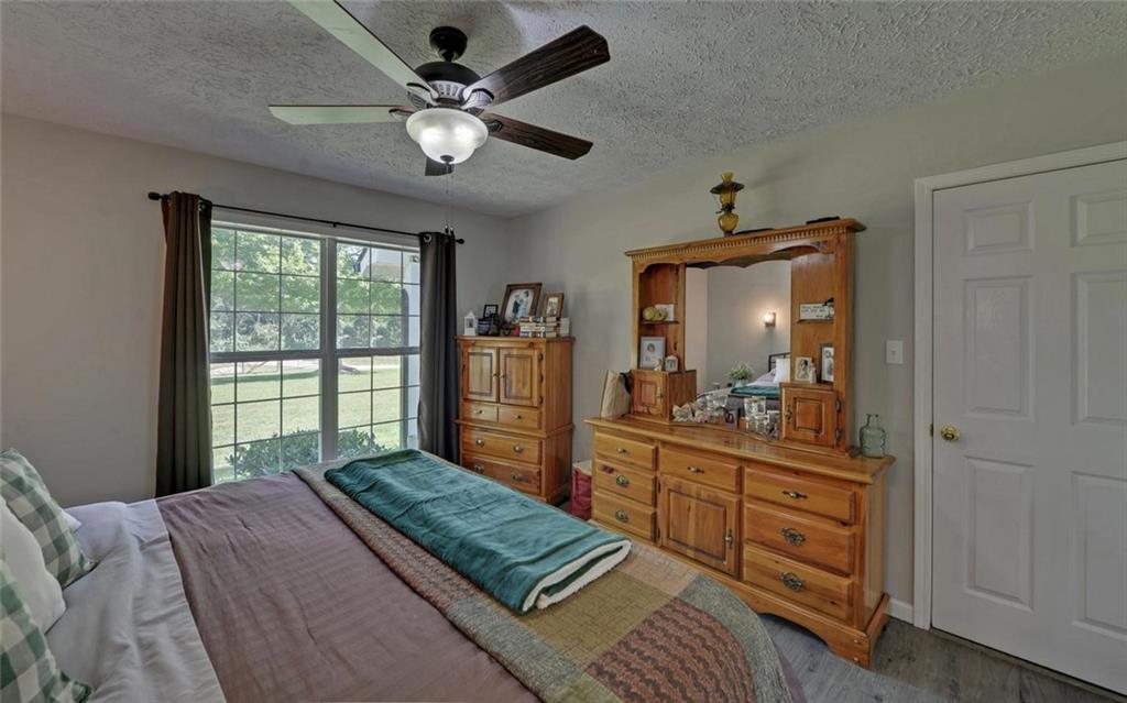 4264 Highway 105 Property Photo 46