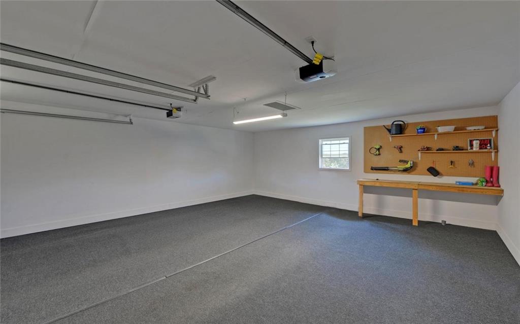 4264 Highway 105 Property Photo 61
