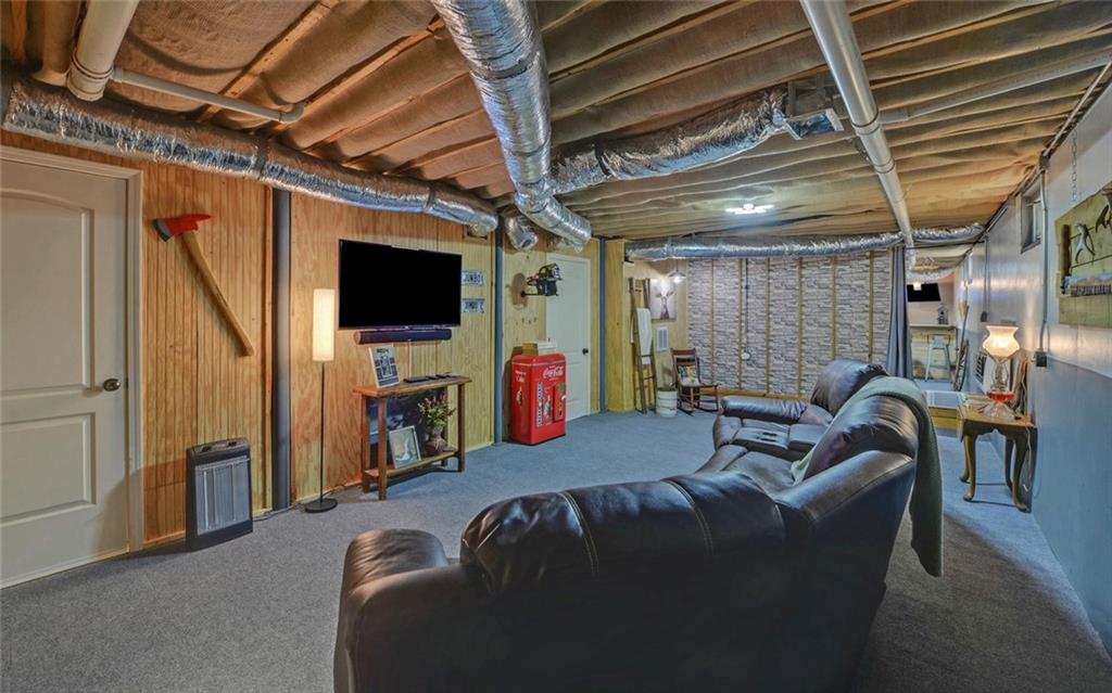 4264 Highway 105 Property Photo 66