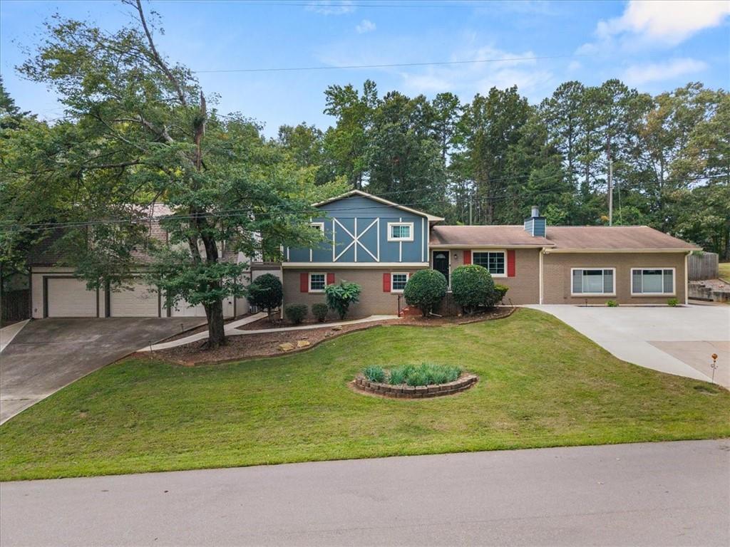 6054 Dogwood Circle Property Photo 1