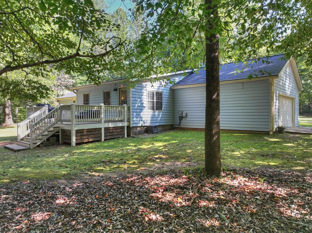 46 White Oak Drive Property Photo 7