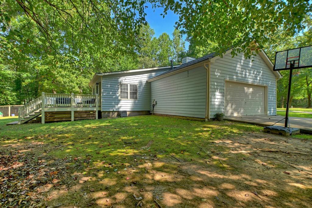 46 White Oak Drive Property Photo 16