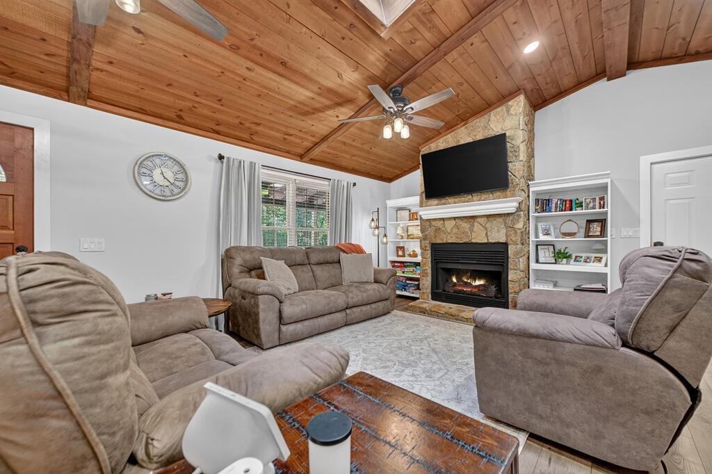 46 White Oak Drive Property Photo 28