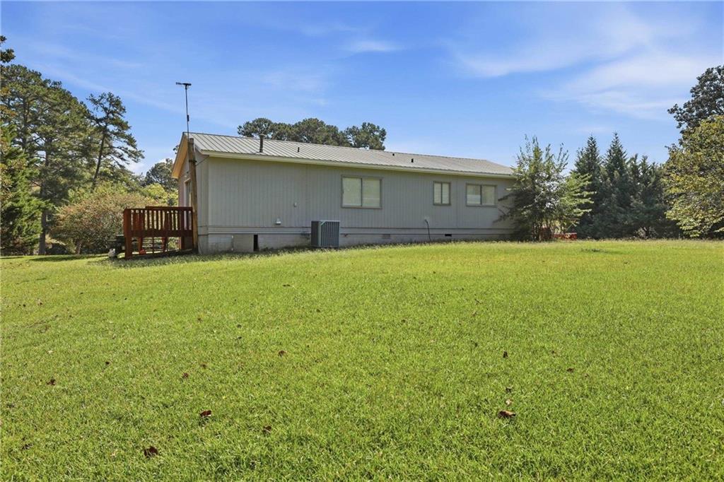 814 Brookdale Rd Property Photo 4