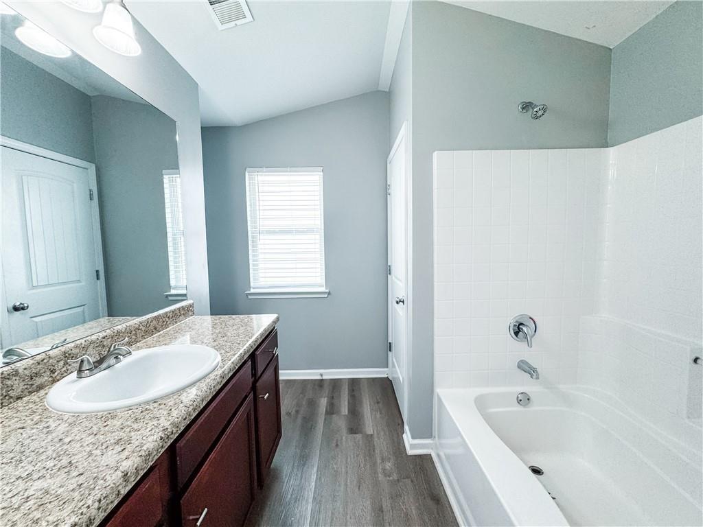 3140 Broadleaf Trail Property Photo 20