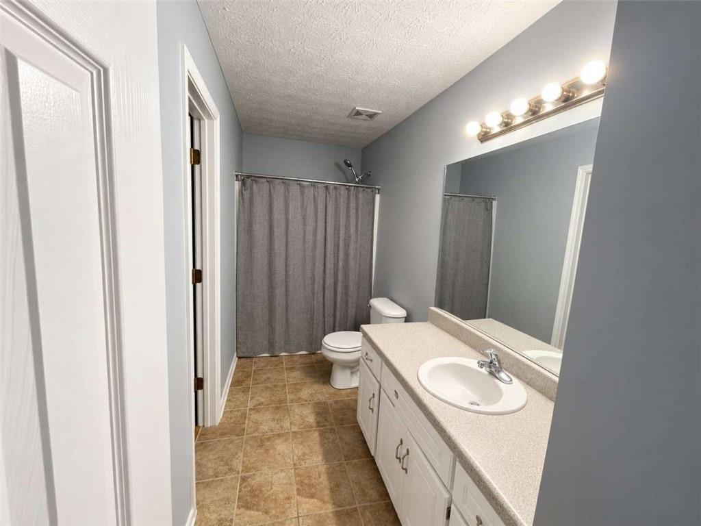 587 Saddle Ridge Drive Property Photo 10