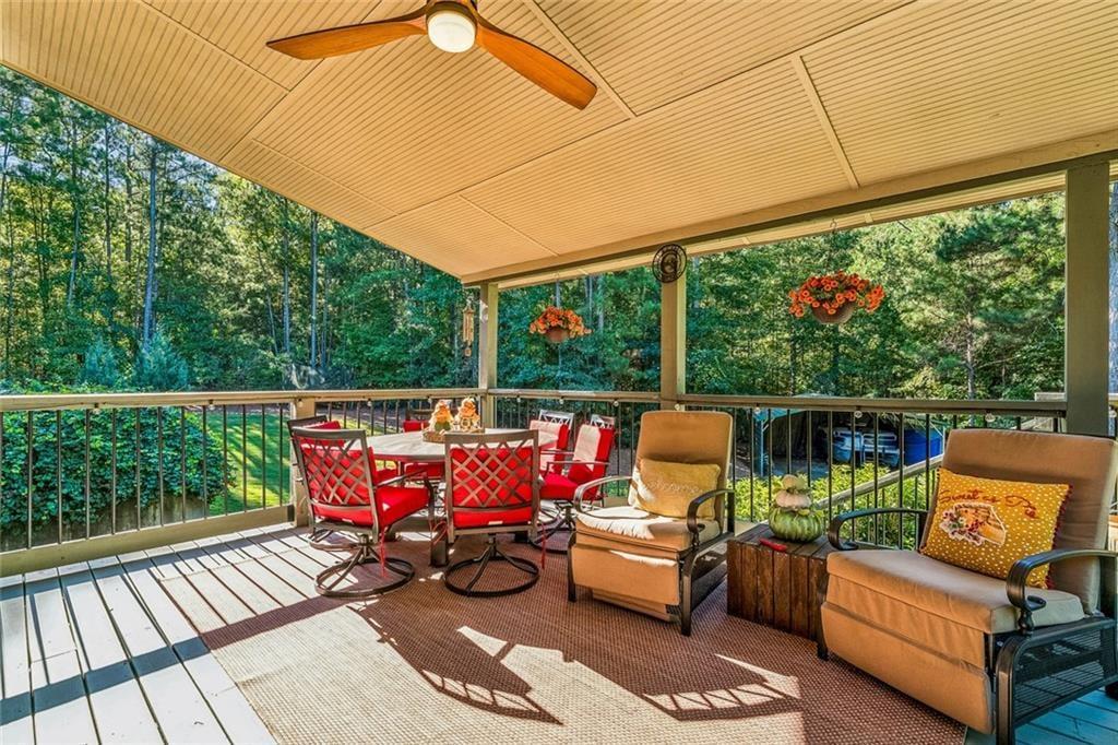 209 Thyme Leaf Way Property Photo 4